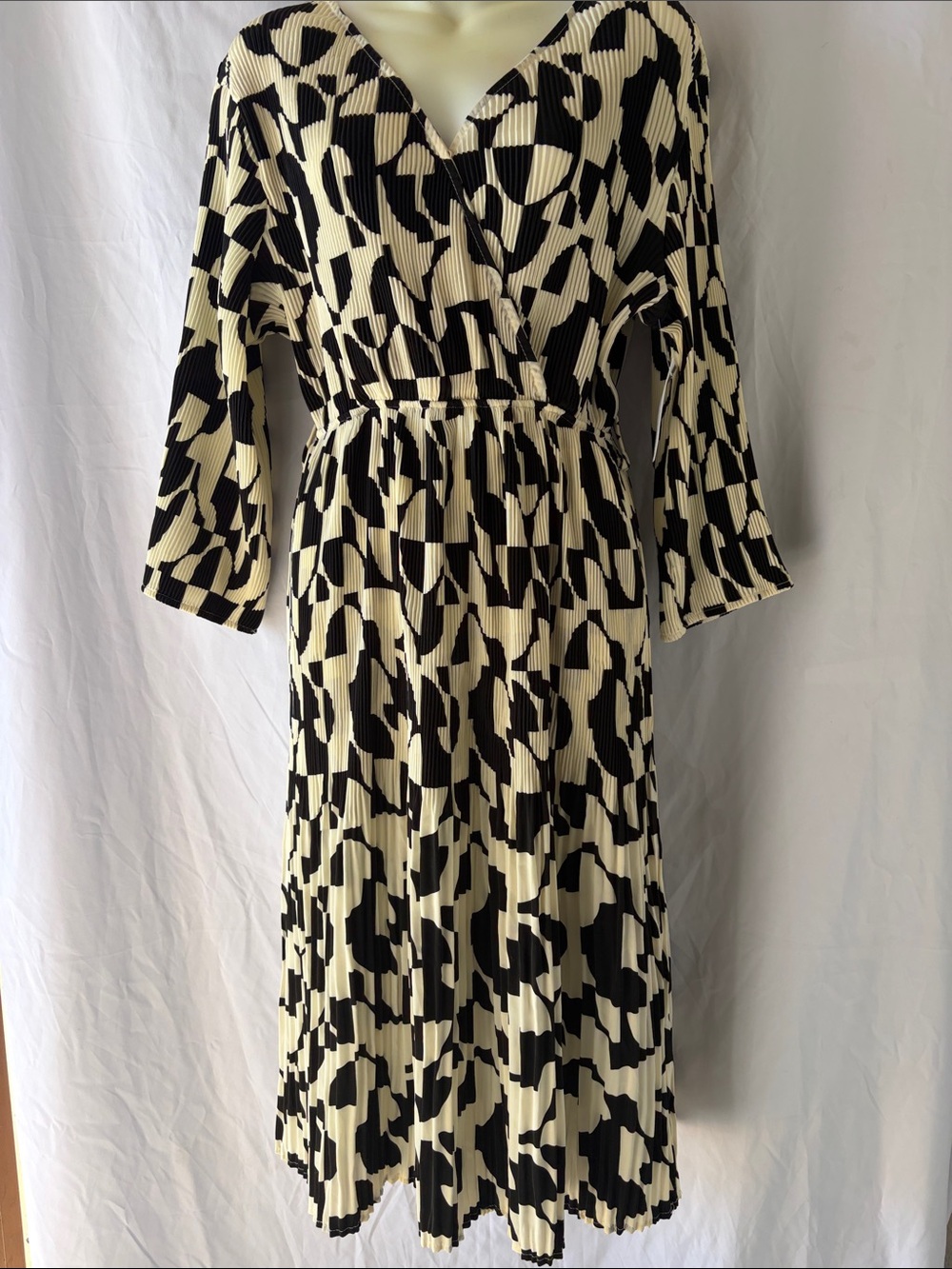 Black & Cream Pleated Wrap Midi Dress with Elastic Waist